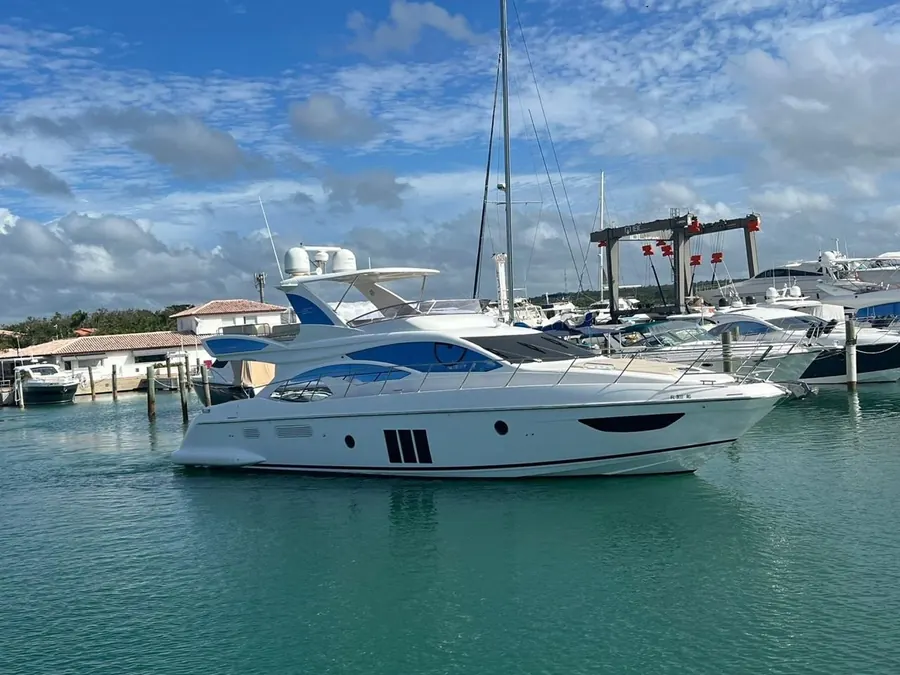Azimut 60, 60ft boat for private charter, up to 15 guests