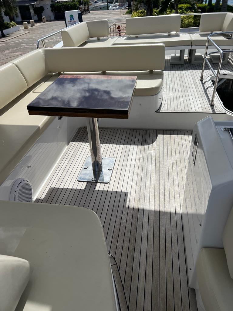 Azimut 60 photo 3