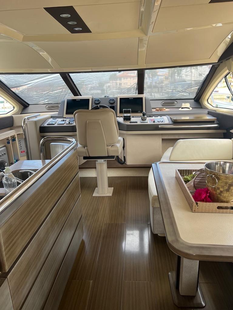 Azimut 60 photo 11
