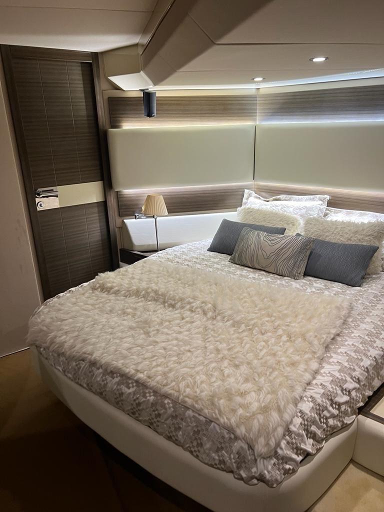 Azimut 60 photo 17