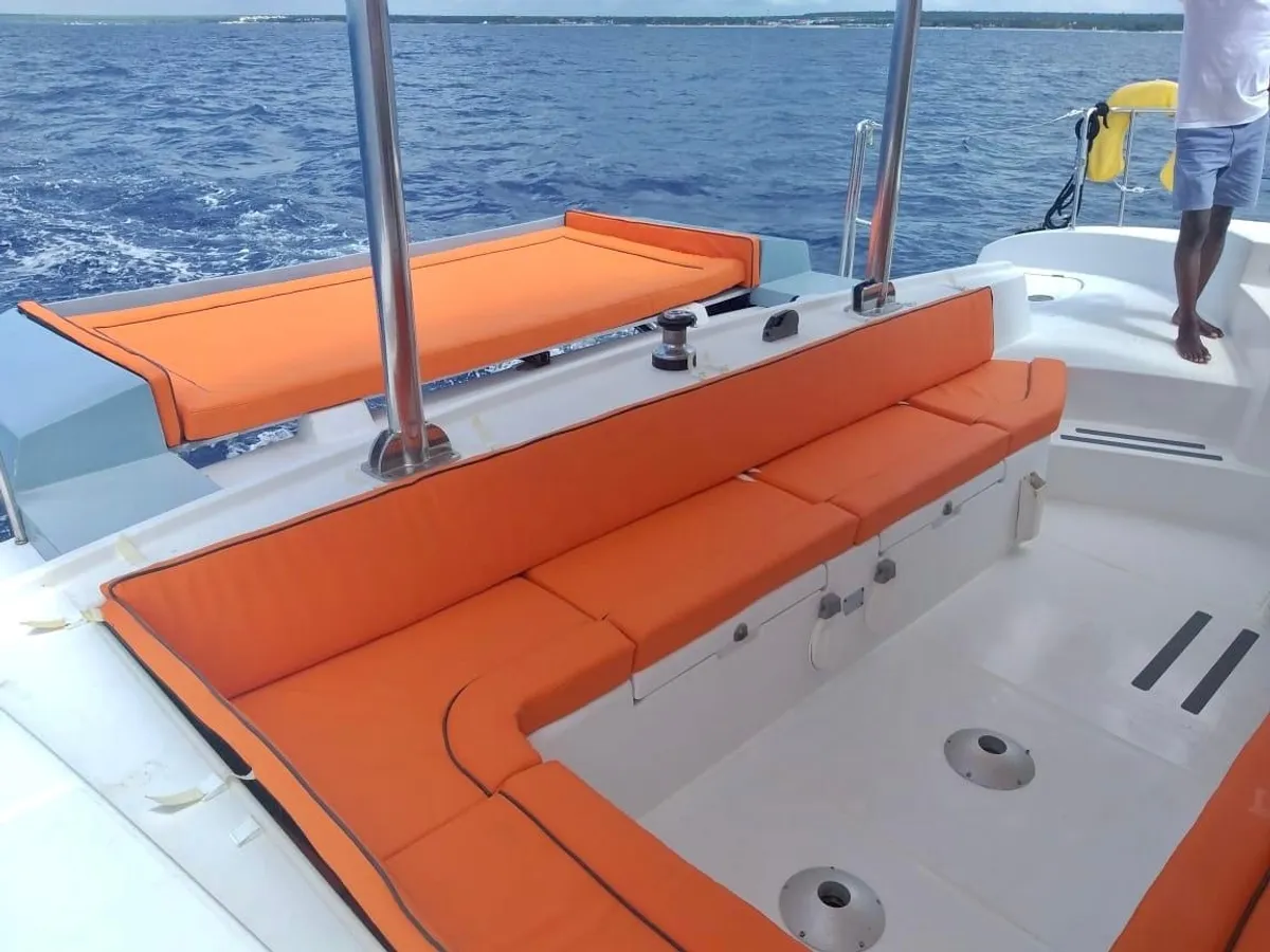 Catamaran Happy Times photo 7