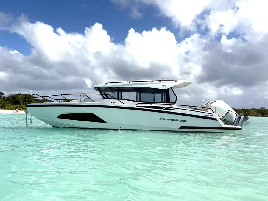 Nordkapp, 30ft boat for private charter, up to 8 guests