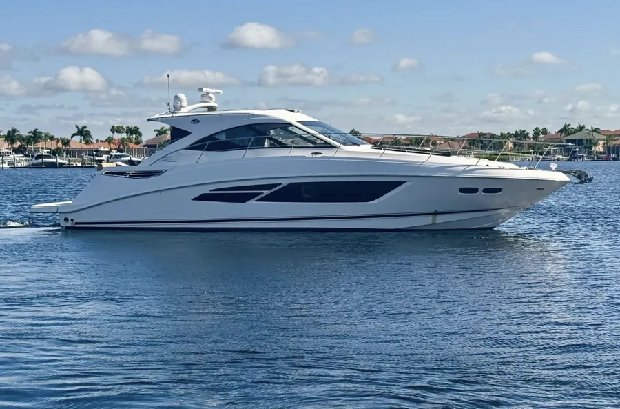 Sea Ray 510, 51 pies, alquiler privado para hasta 15 personas