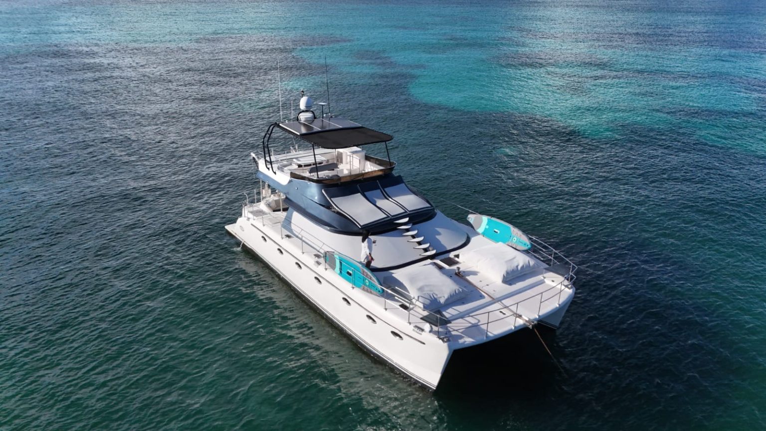 Catamaran Smiley 50, 50ft private charter boat - photo 1 of 17